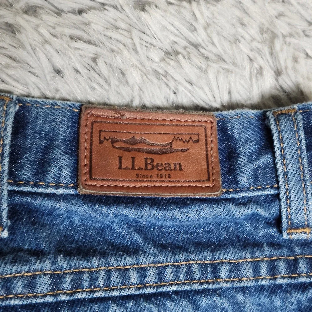 LL Bean Jeans Mens Size 40x32 Blue Cotton Relaxed Fit Denim Workwear Heavy L.L.